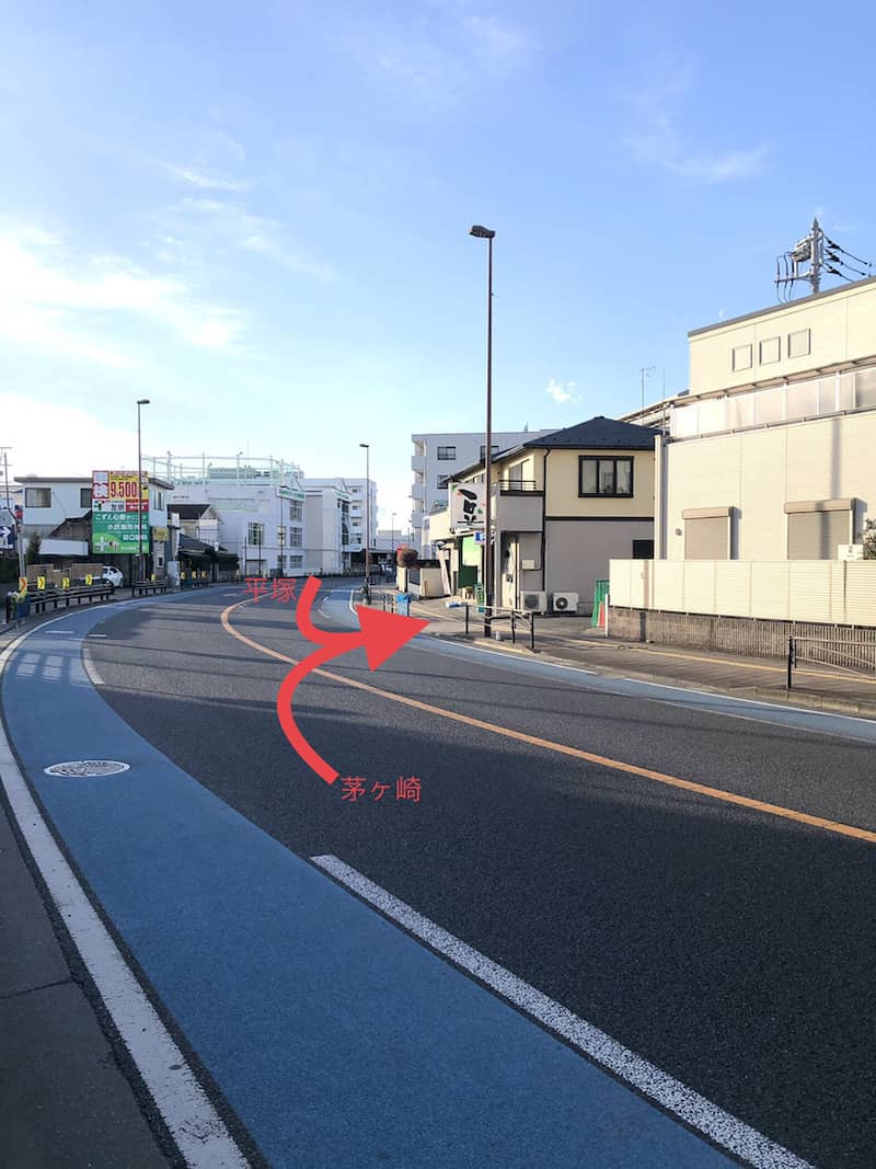 無料駐車場が2台ありますので、月極駐車場に停めないようにお気をつけください。